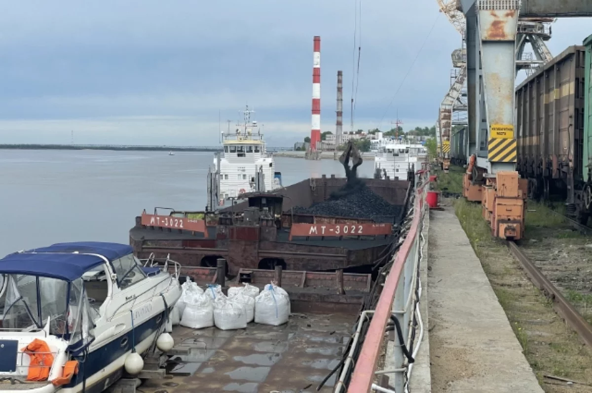 Хабаровский край завёз на север 34 тысячи тонн топлива к зиме