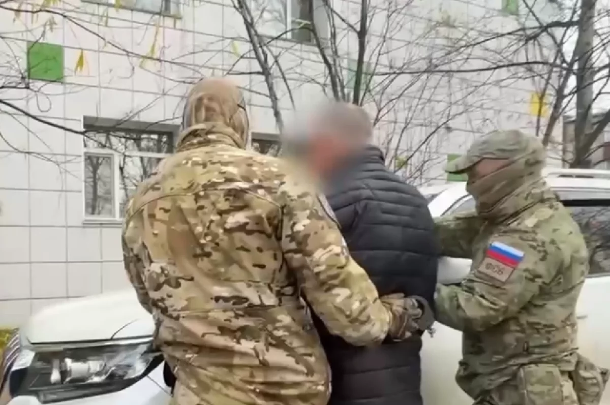 Задержан пластический хирург: камчатца подозревают в махинациях на 1,2 млн