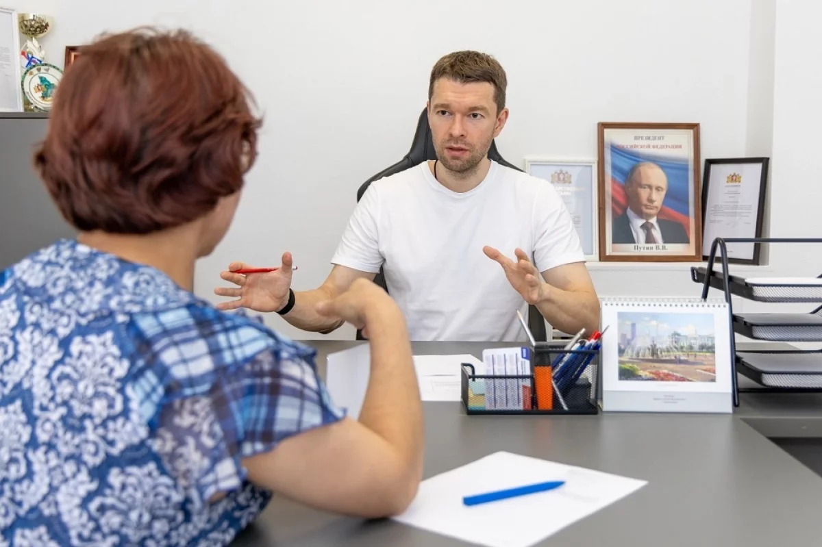 Екатеринбуржцы борются с царь-лужами, заручившись поддержкой депутата