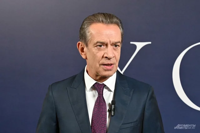 Владимир Машков.