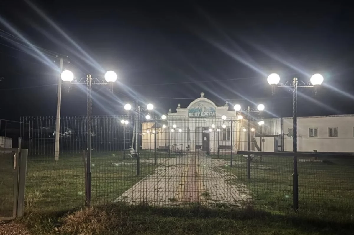 Власти аула вернули свет в сквере только после вмешательства прокурора КЧР