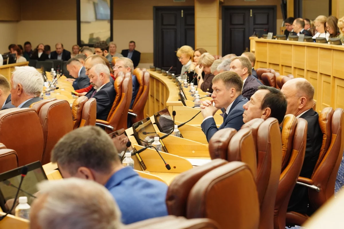 Итоги октябрьской сессии ЗС