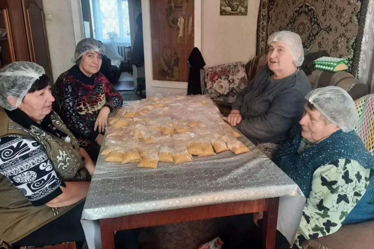 Жители Саратовской области продолжают оказывать помощь бойцам СВО
