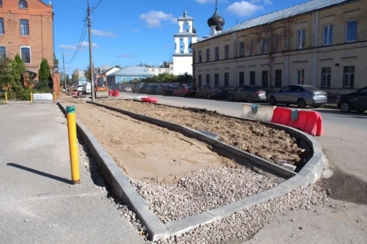В Пскове отремонтируют тротуары на 23 участках до 1 июня