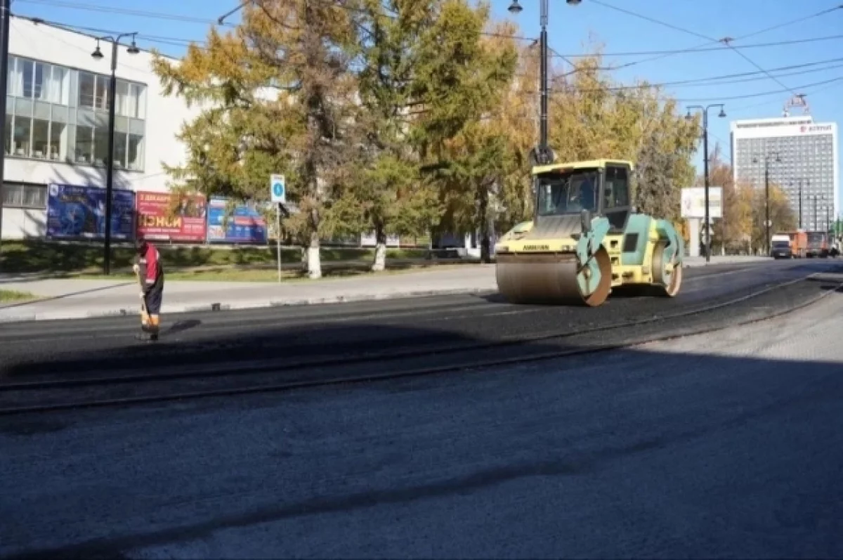 На улице Спасской в Ульяновске заасфальтировали поворотные участки