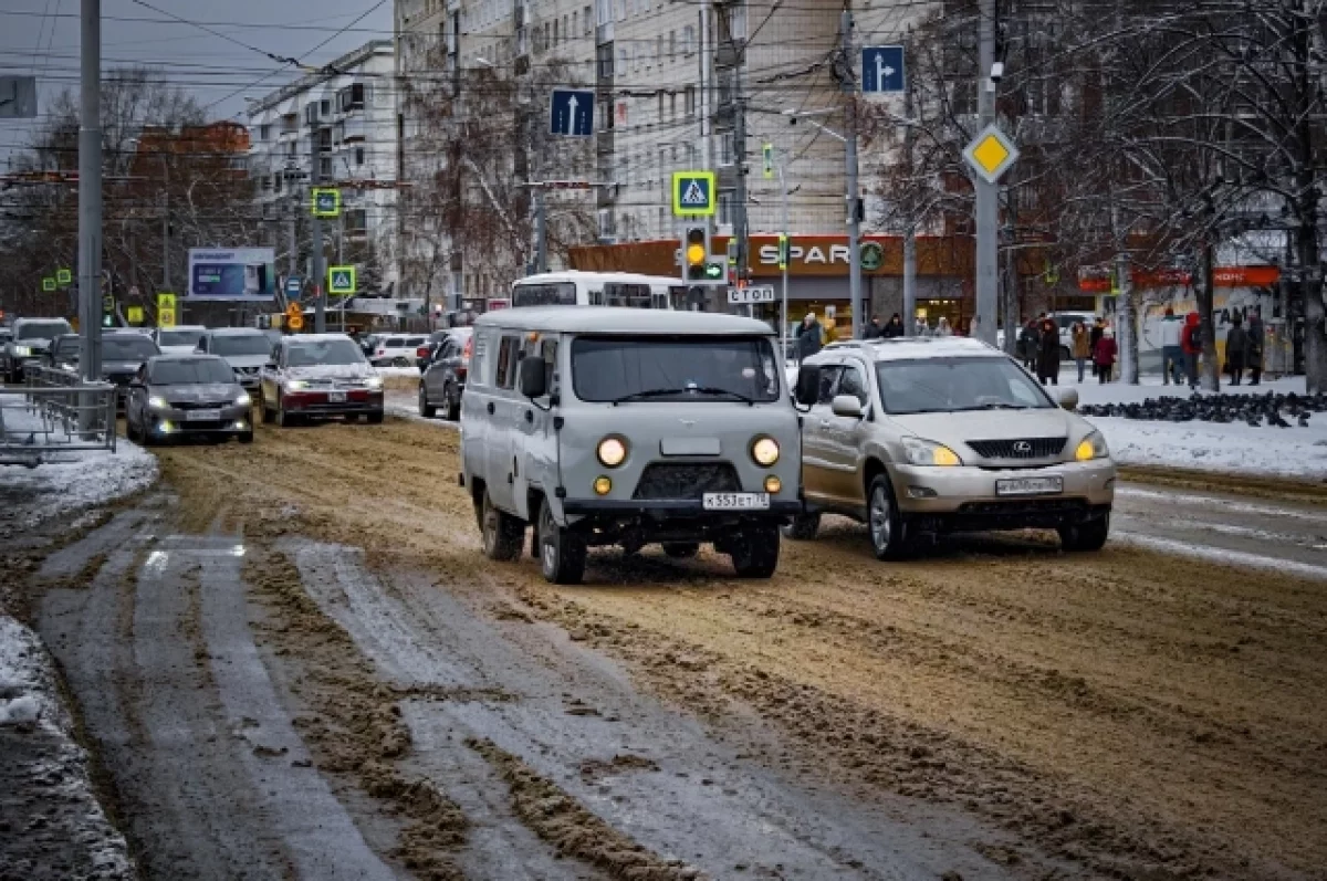Продажи автомобилей с пробегом в Томской области замедлились