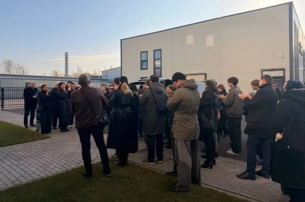 Петербург проводил в последний путь Андрея Терентьева: кадры с прощания
