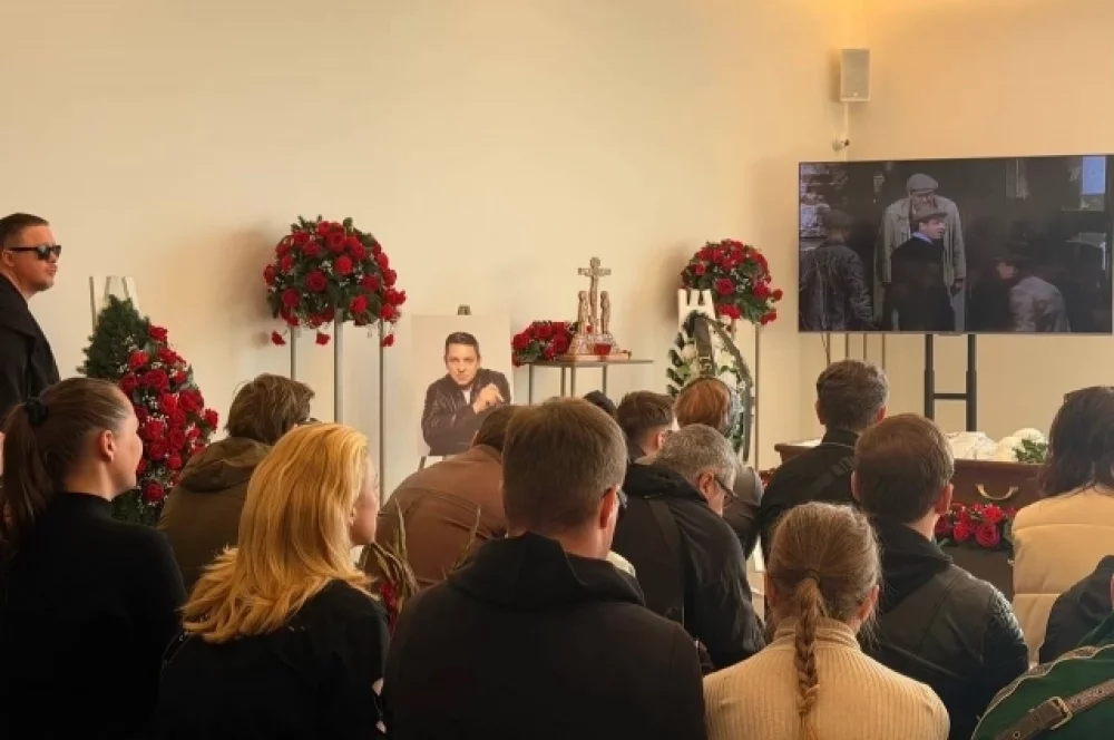 Похоронят Андрея в Казани — там похоронены другие родственники.