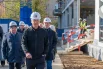 Мэр Москвы вместе с представителями профильных ведомств проверил ход работ. Новое здание возводится взамен старой школы, которую технически невозможно было реконструировать.