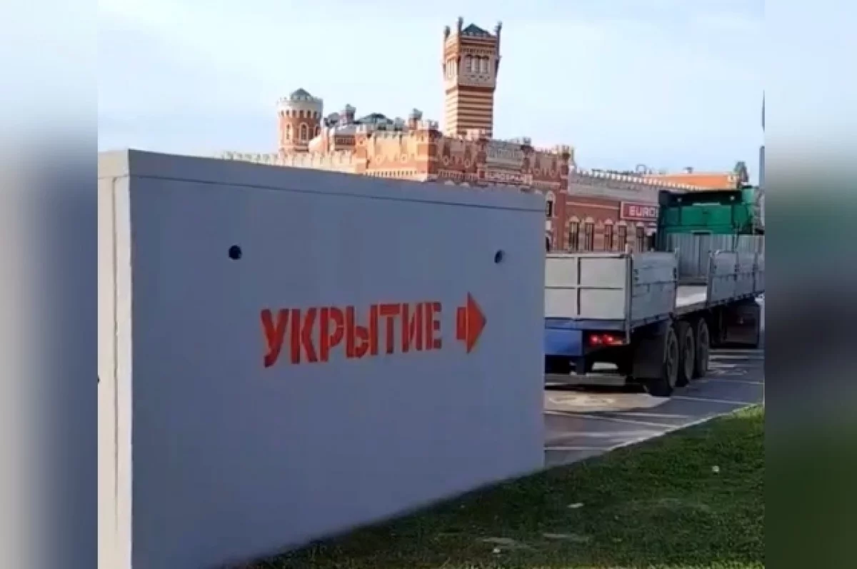 В Йошкар-Оле установили новое укрытие на набережной