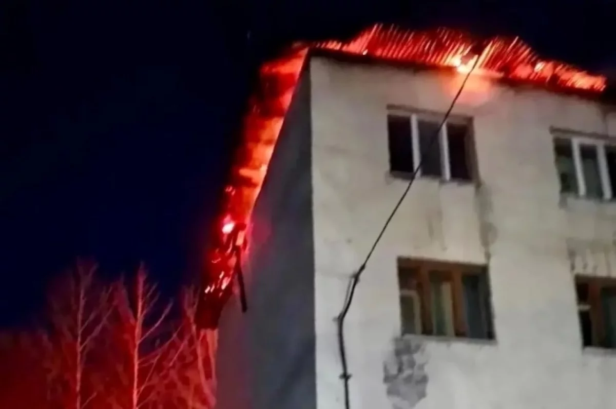 Организован ПВР: 30 саханинцев выбежали из квартир во время пожара