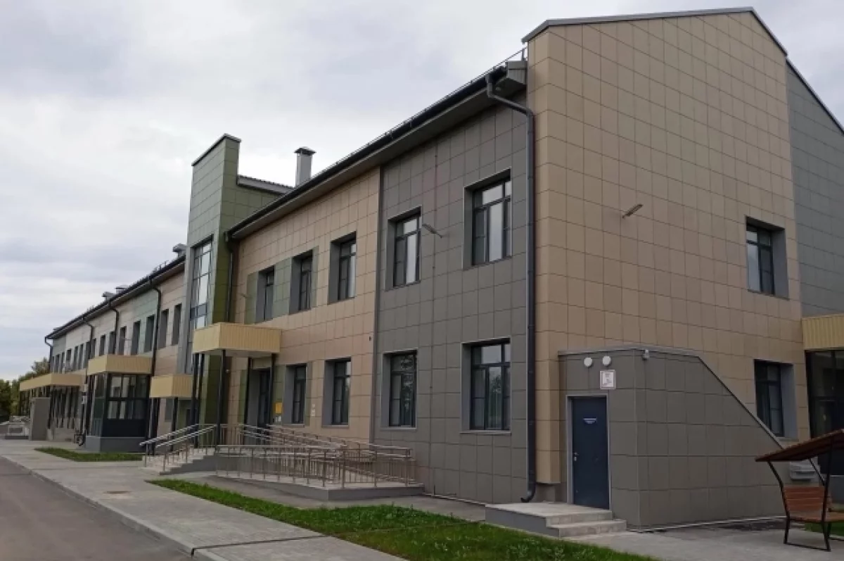 В селе Зональное готовится к открытию новая поликлиника