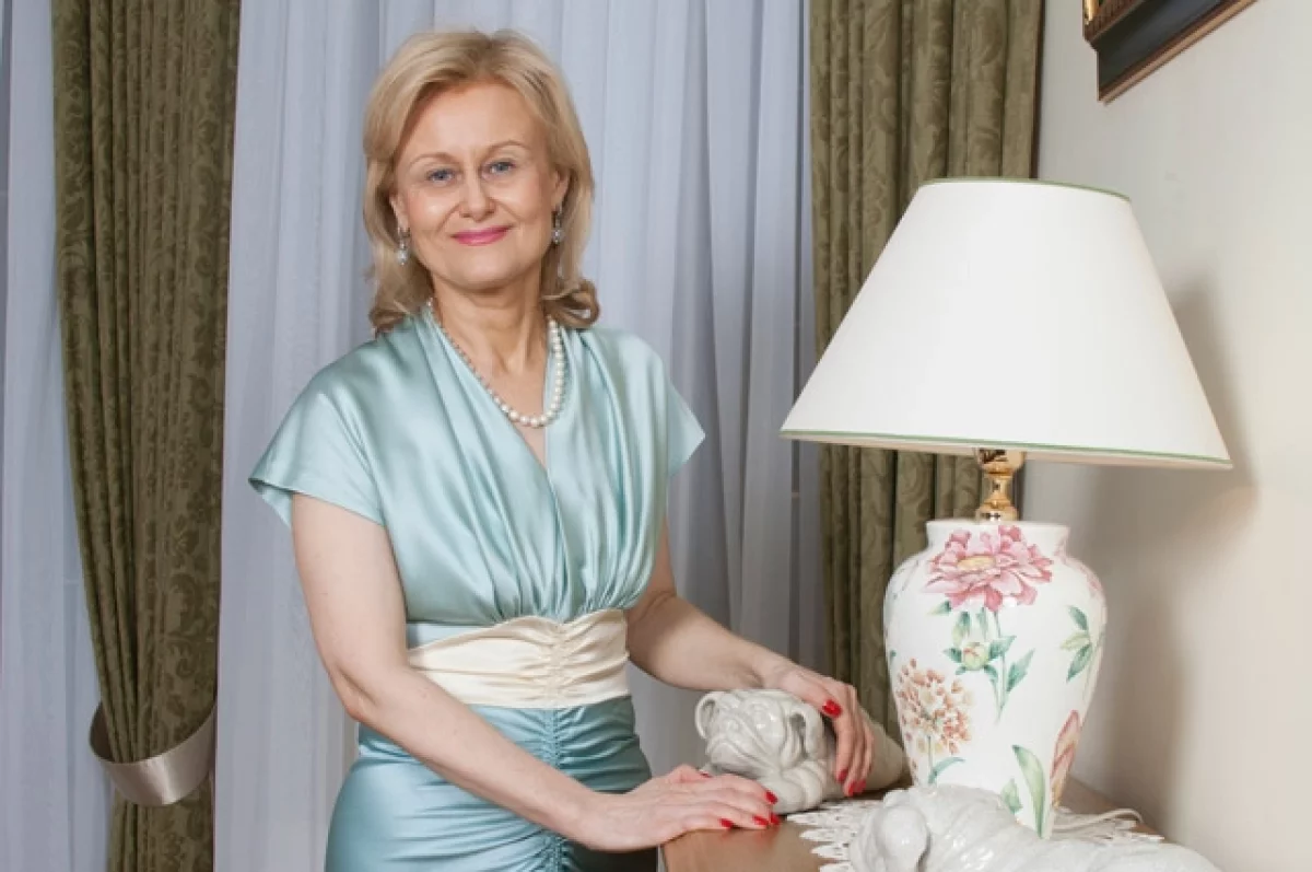 Дарья Донцова рассказала, почему никому не доверяет свои рукописи