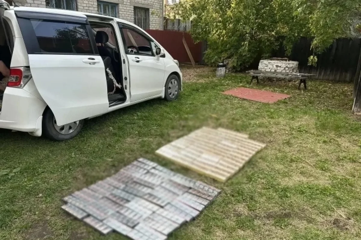 Полицейские изъяли 2,5 тысячи пачек немаркированных сигарет под Тюменью