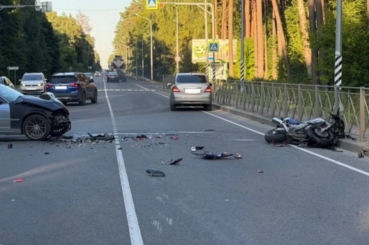 В Смоленске в ДТП пострадал 13-летний пассажир мотоцикла