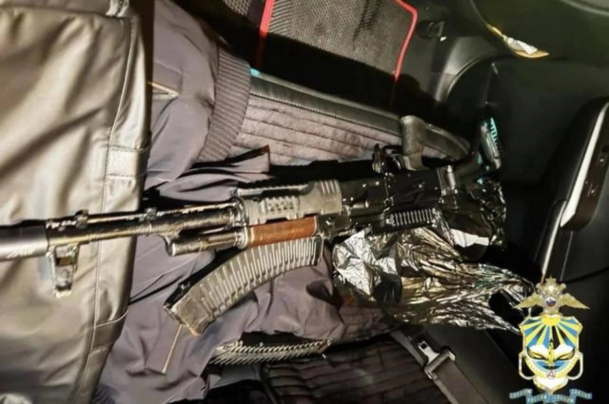Пьяный водитель в Ингушетии угрожал полицейским автоматом Калашникова