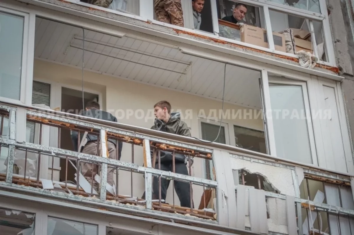 Мэрия рассказала, как в Брянске устраняют последствия ночного налета БПЛА