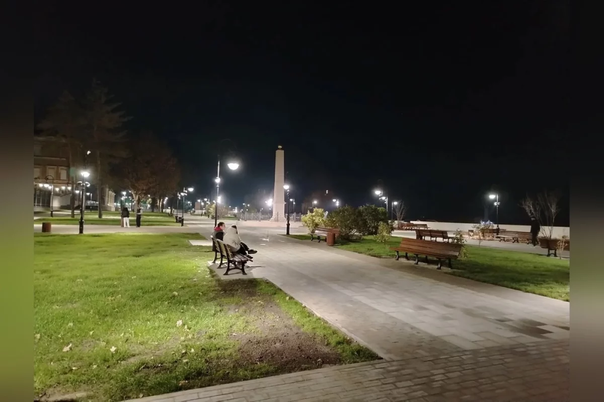 В Оренбурге обновили набережную: деревья и сирень заменили брусчаткой