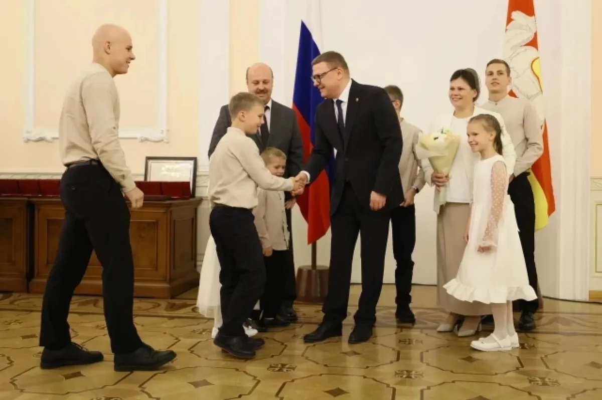 Поддержку семей с детьми дополнят и расширят