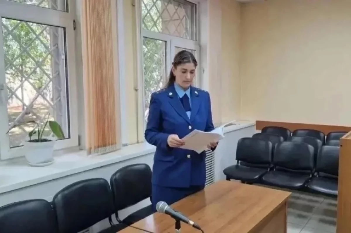 Экс-начальница Росреестра в Елизове незаконно зарегистрировала 49 объектов