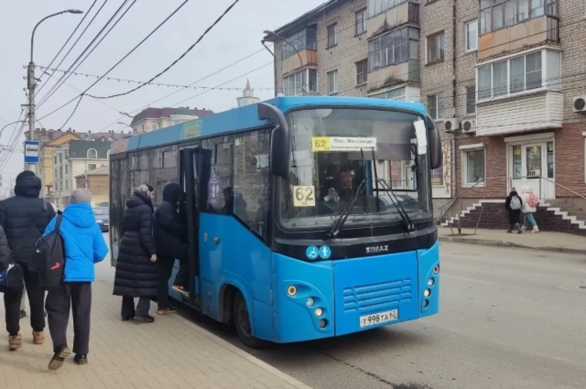 Жительница Рязани пожаловалась на большие интервалы движения автобусов