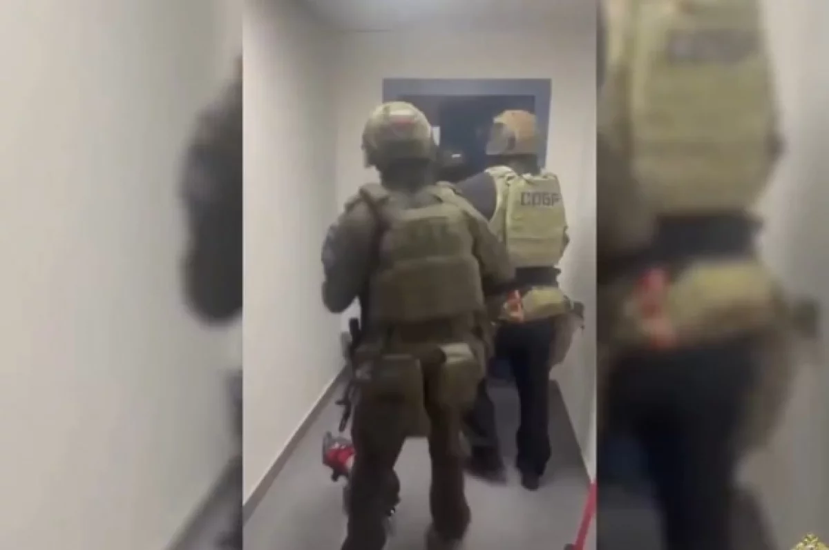 В Петербурге полиция поймала двоих нелегальных банкиров