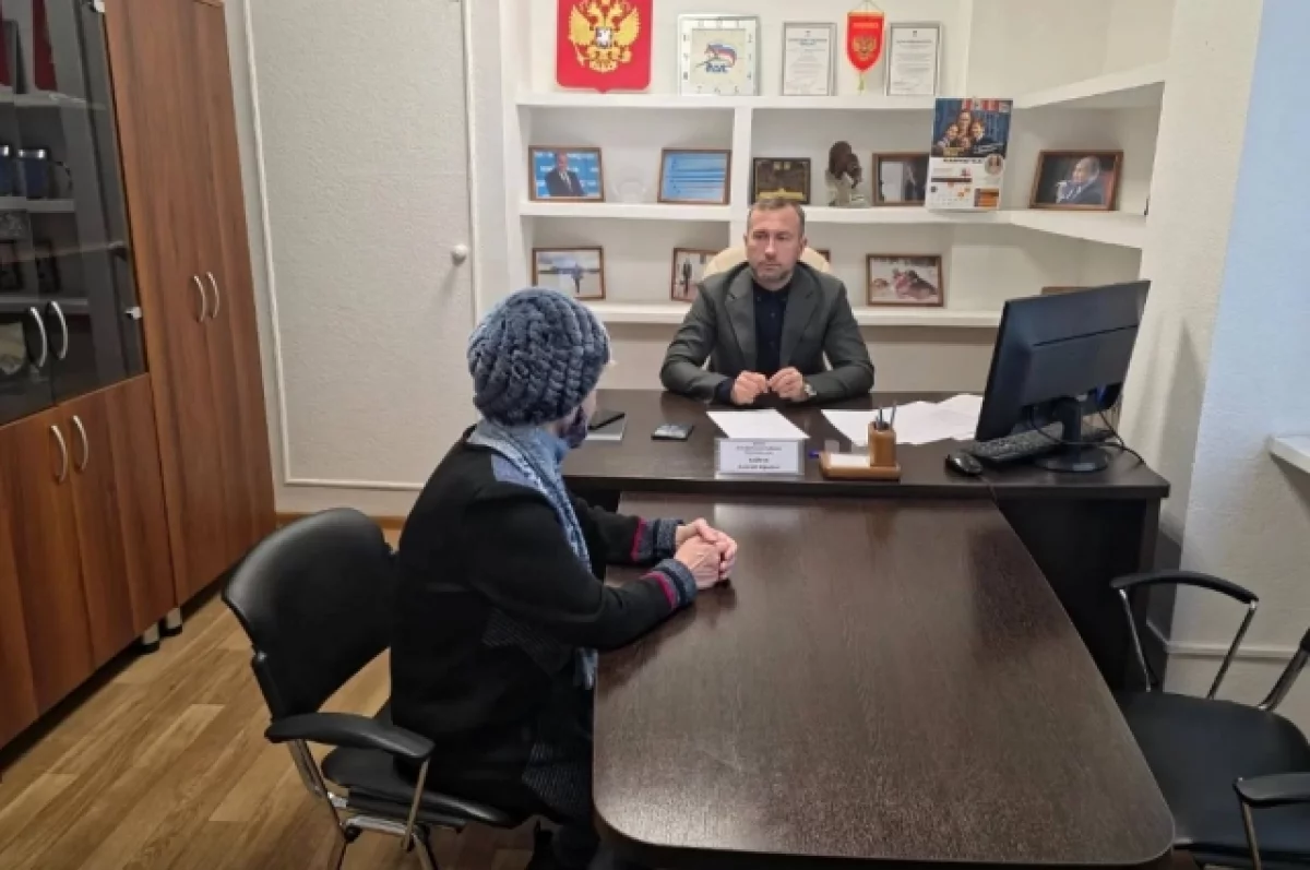 Жаловалась на соседку: депутат Камчатки разъяснил, как бороться с курением