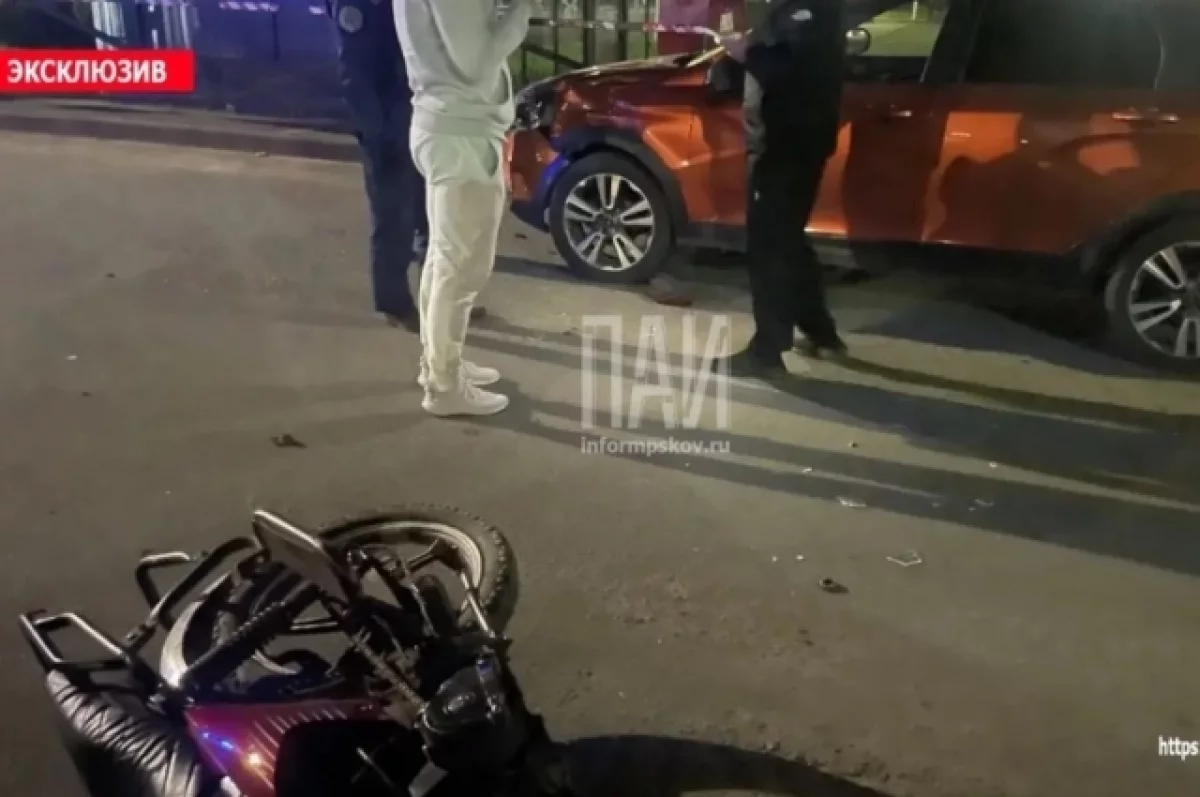 В Великих Луках подросток на мопеде спровоцировал ДТП
