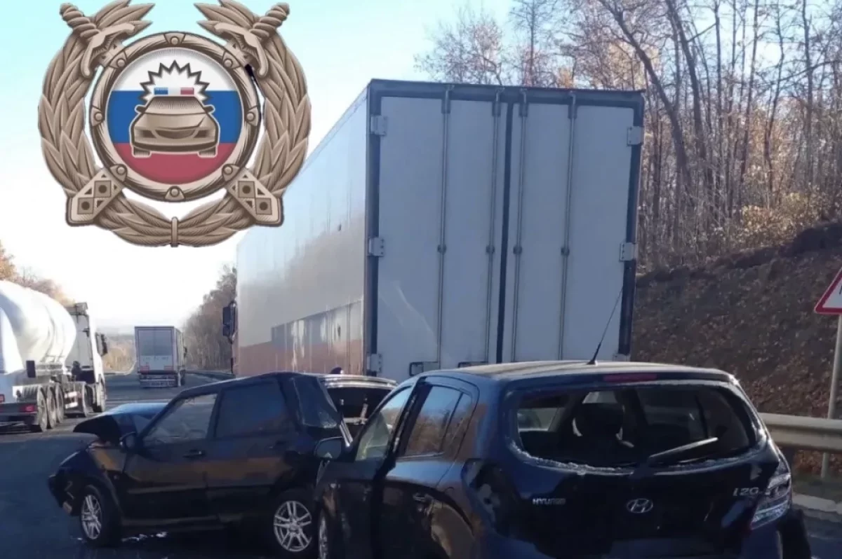 В массовом ДТП на саратовской трассе пострадали 2 человека